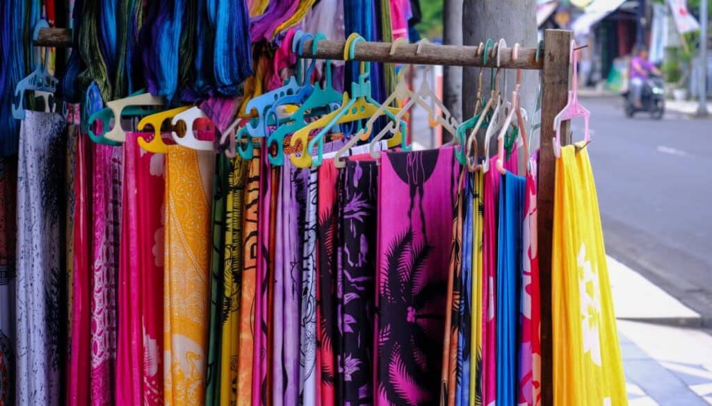 10 COOL Traditional Markets in Bali